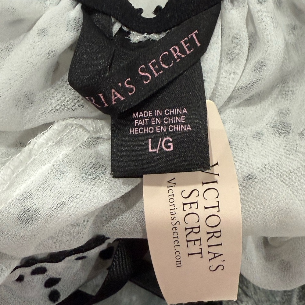 Victorias Secret Very Sexy Peek-a-boo Flyaway Babydoll - Picture 7 of 9